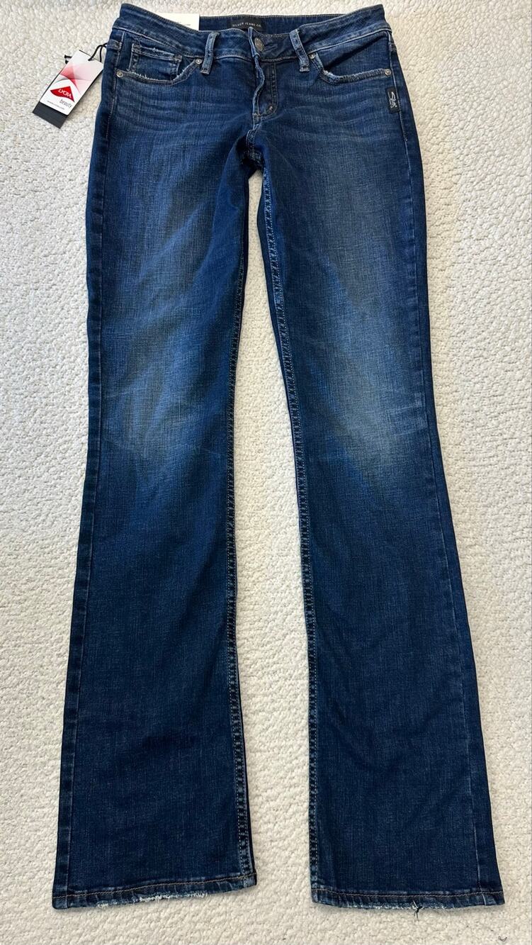 NWT* Silver Jeans Co Womens Slim Boot Mid Rise Curvy Suki Jeans Size 27